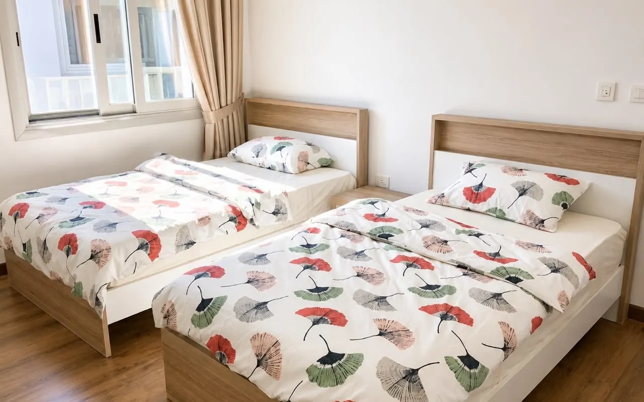 Twin bedroom with two single beds